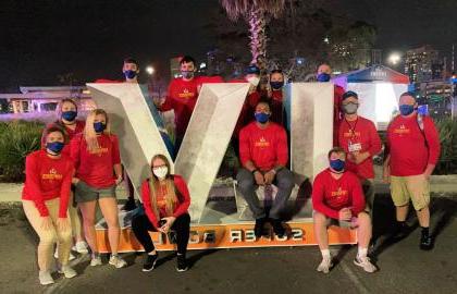 AU 体育运动管理 students work at the NFL Super Bowl LV Fan Experience